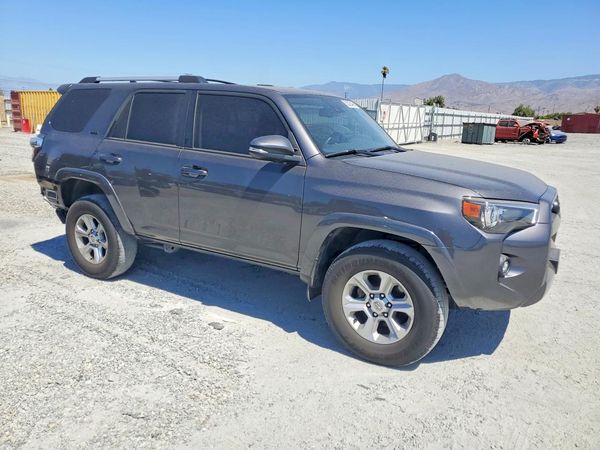 2022 TOYOTA 4RUNNER SR5 Prem