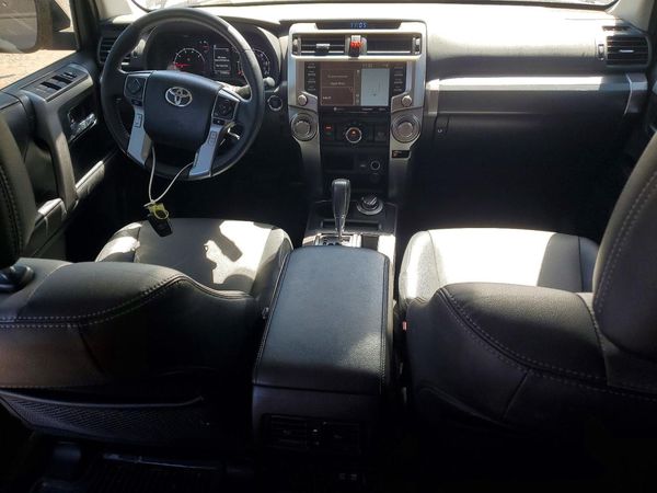 2022 TOYOTA 4RUNNER SR5 Prem