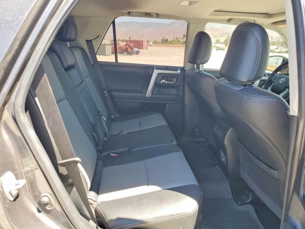 2022 TOYOTA 4RUNNER SR5 Prem