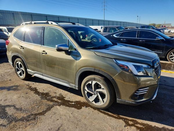 2023 SUBARU FORESTER