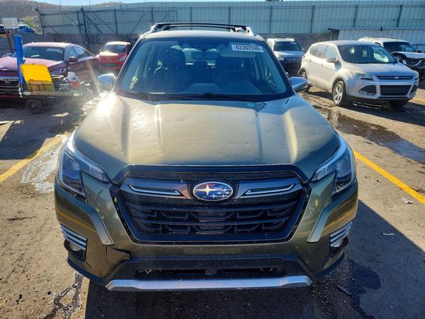 2023 SUBARU FORESTER