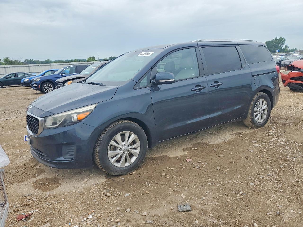 2016 KIA SEDONA LX - Middle-low