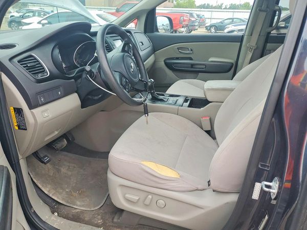 2016 KIA SEDONA LX - Middle-low