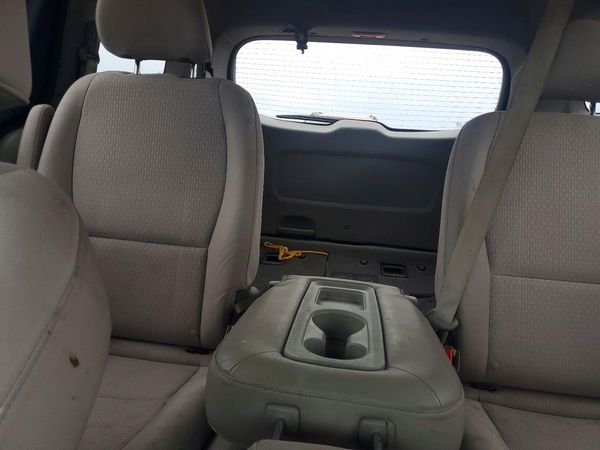 2016 KIA SEDONA LX - Middle-low