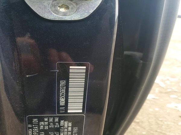 2016 KIA SEDONA LX - Middle-low