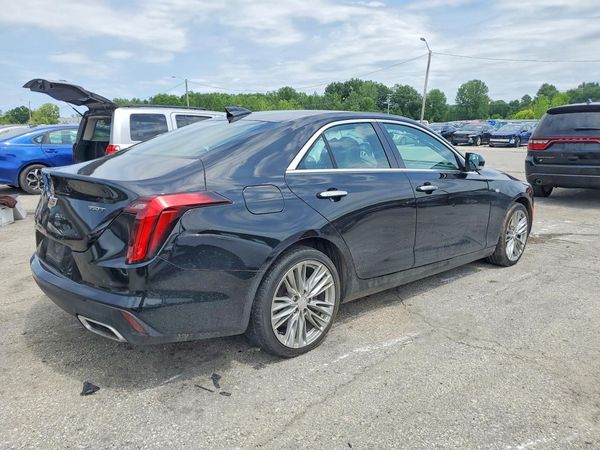 2022 CADILLAC CT4