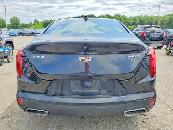 2022 CADILLAC CT4