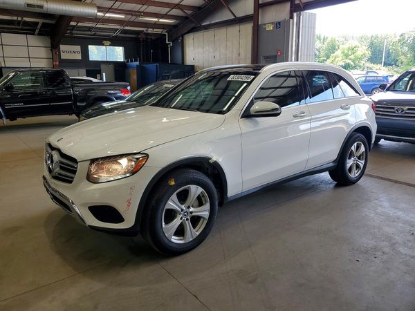 2018 MERCEDES-BENZ GLC GLC 300-4M