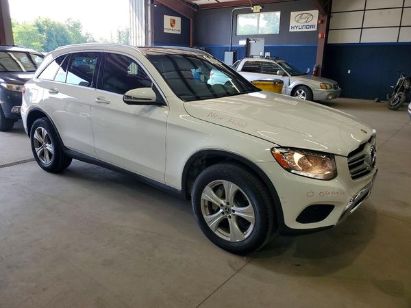 2018 MERCEDES-BENZ GLC GLC 300-4M