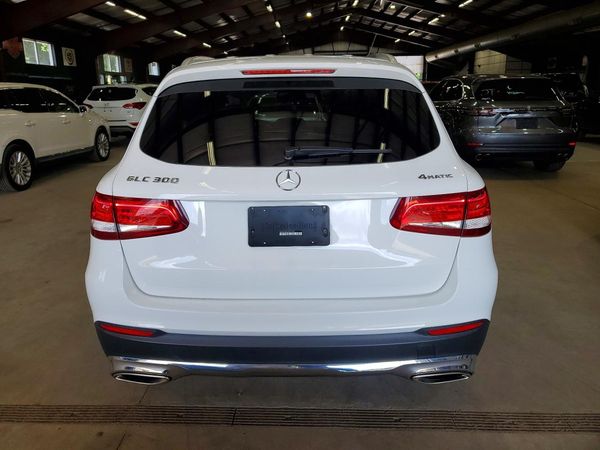 2018 MERCEDES-BENZ GLC GLC 300-4M