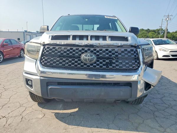 2018 TOYOTA TUNDRA SR/SR5