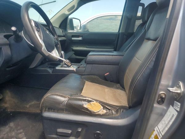 2018 TOYOTA TUNDRA SR/SR5