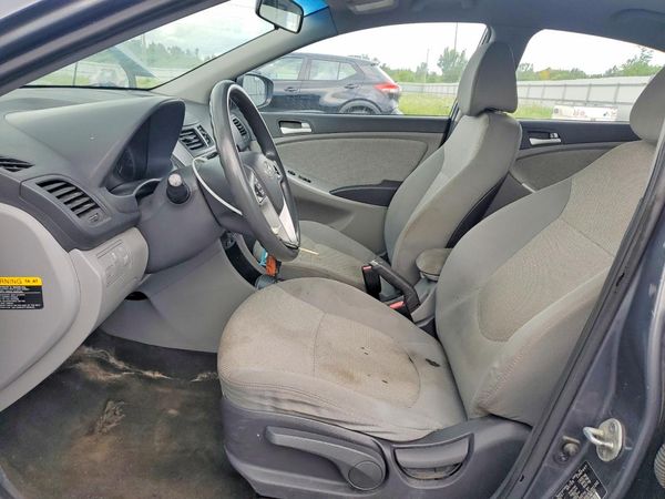 2013 HYUNDAI ACCENT GLS, GS