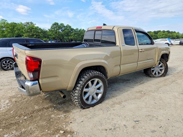 2019 TOYOTA TACOMA SR5