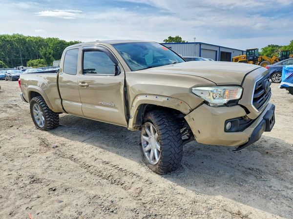 2019 TOYOTA TACOMA SR5