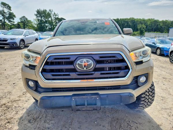 2019 TOYOTA TACOMA SR5