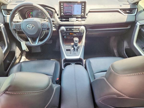 2019 TOYOTA RAV4 Limited