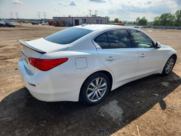 2017 INFINITI Q50