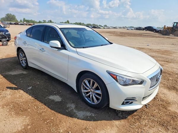 2017 INFINITI Q50