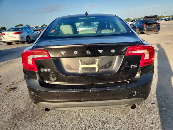 2012 VOLVO S60