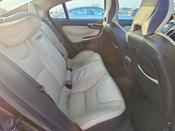 2012 VOLVO S60