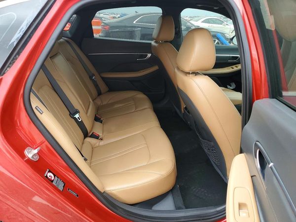 2021 HYUNDAI SONATA