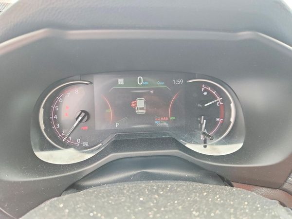 2024 TOYOTA RAV4 XLE