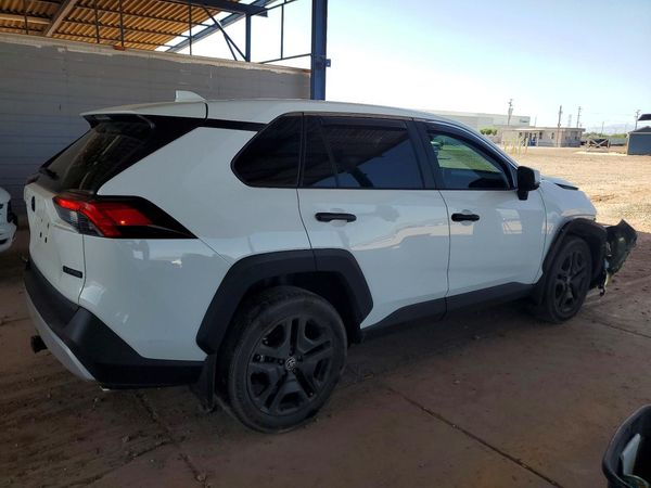 2023 TOYOTA RAV4 Adventure