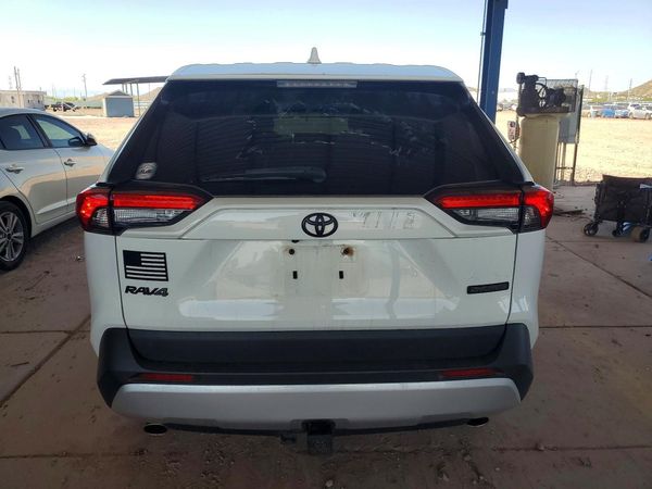 2023 TOYOTA RAV4 Adventure