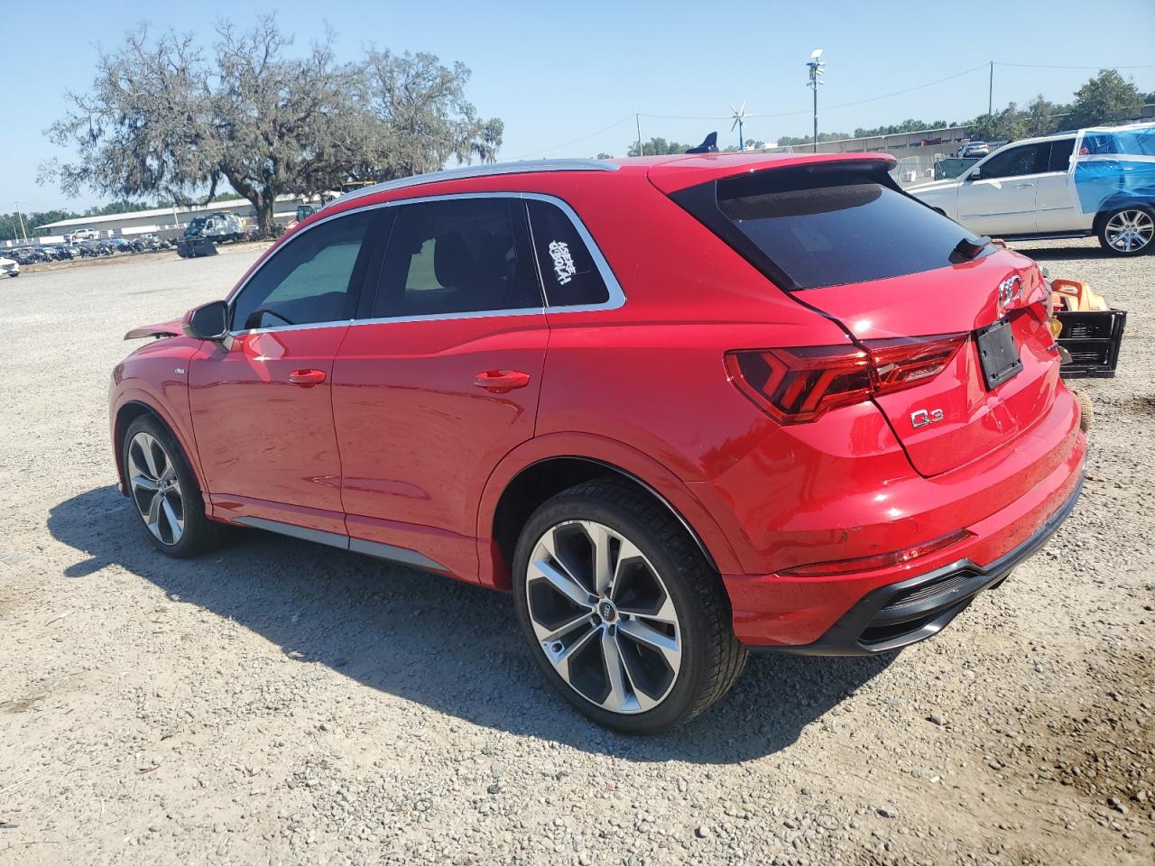 2019 AUDI Q3