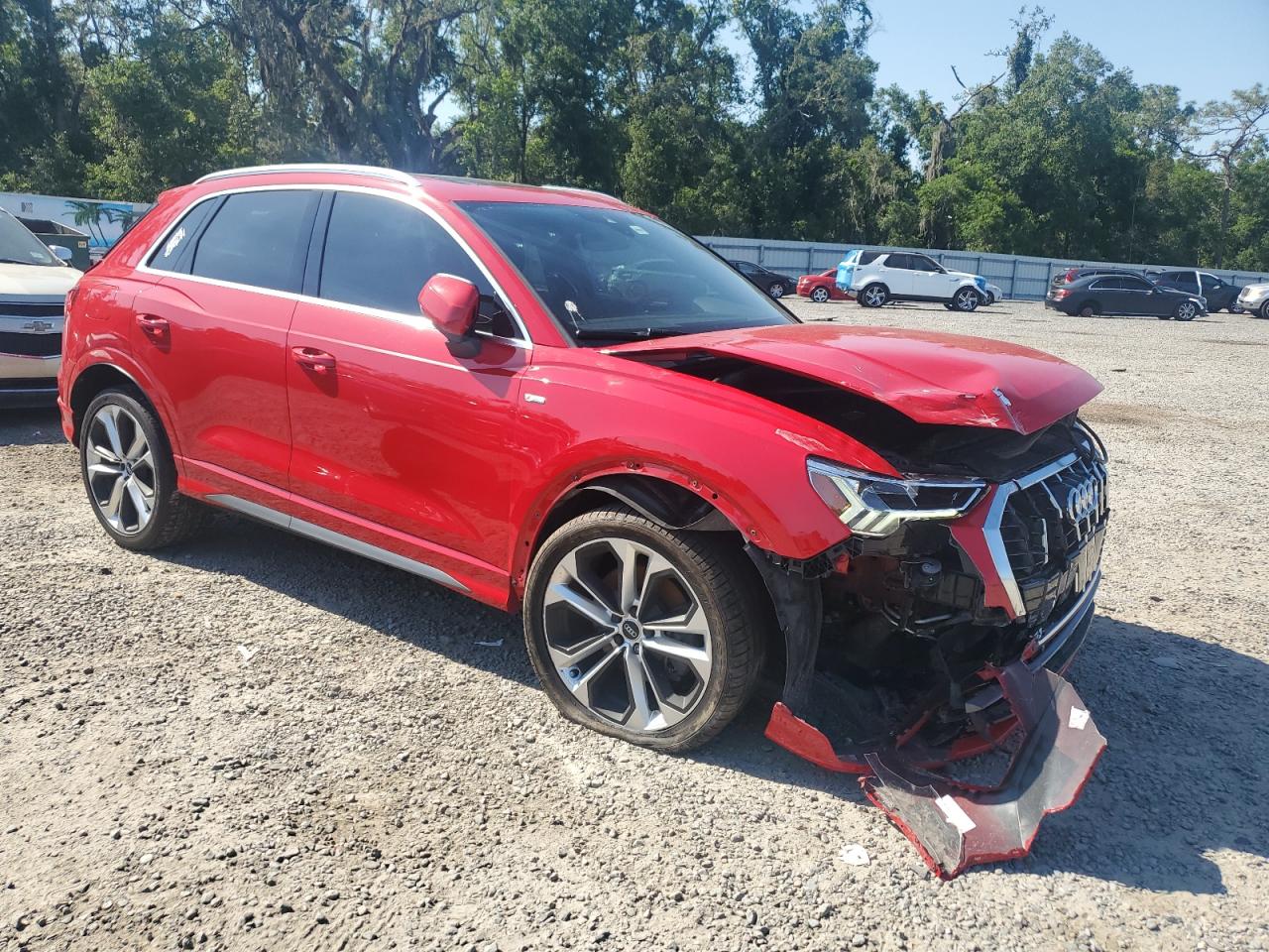 2019 AUDI Q3