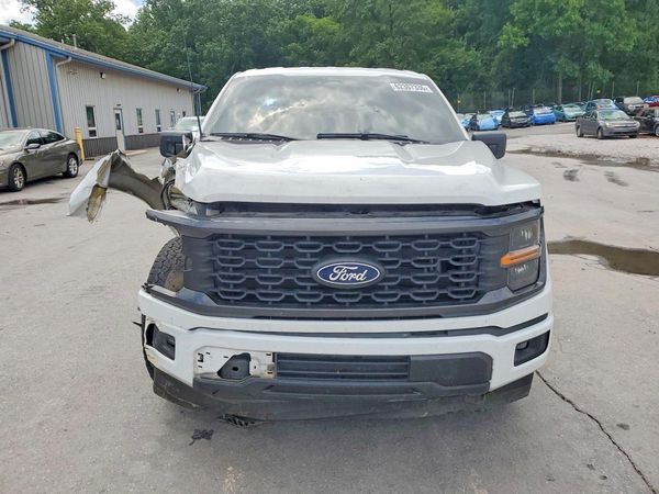 2024 FORD F150