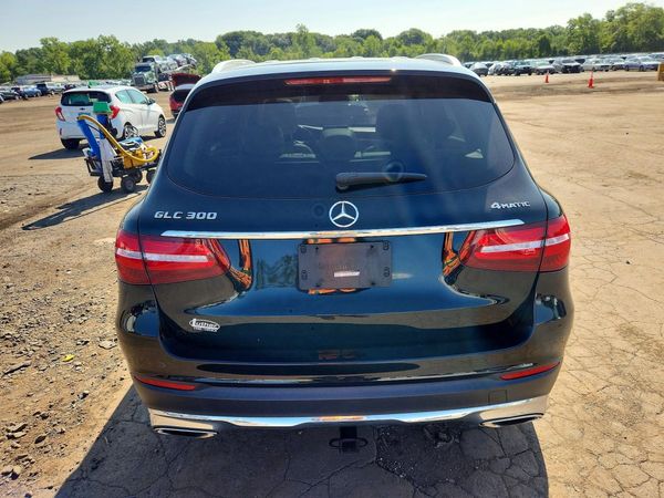 2019 MERCEDES-BENZ GLC