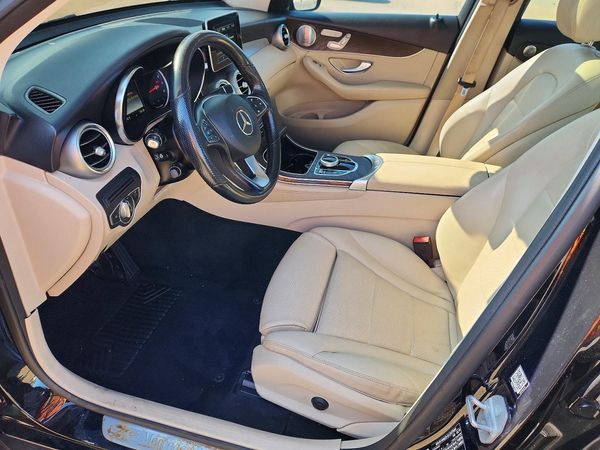 2019 MERCEDES-BENZ GLC