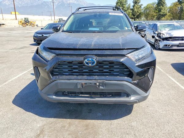 2021 TOYOTA RAV4 LE HV