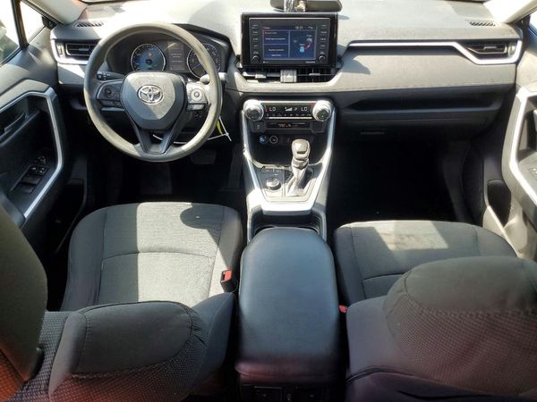 2021 TOYOTA RAV4 LE HV