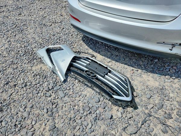 2017 HYUNDAI ELANTRA SE Base