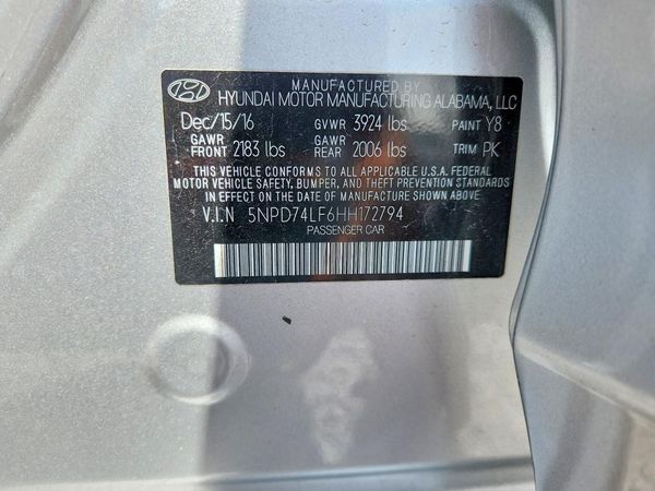 2017 HYUNDAI ELANTRA SE Base