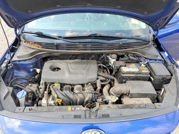 2018 KIA RIO 5-DOOR LX, S