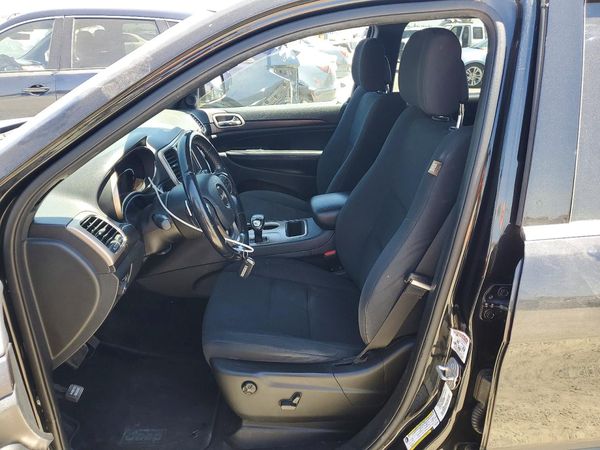 2015 JEEP GRAND CHEROKEE LAREDO 4X2