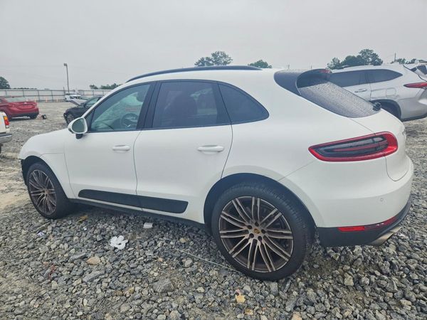 2017 PORSCHE MACAN