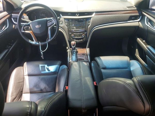 2017 CADILLAC XTS Luxury