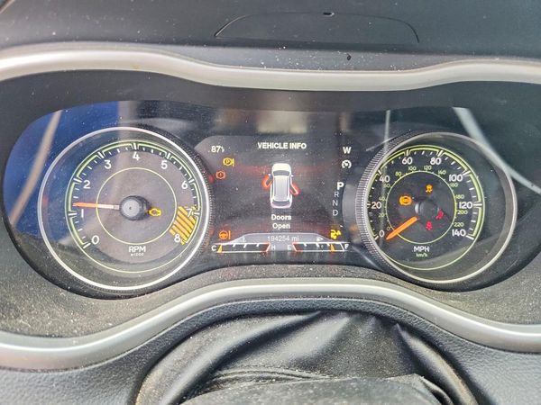 2015 JEEP CHEROKEE TRAILHAWK 4X4