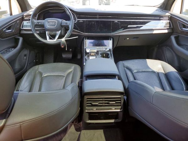 2020 AUDI Q7