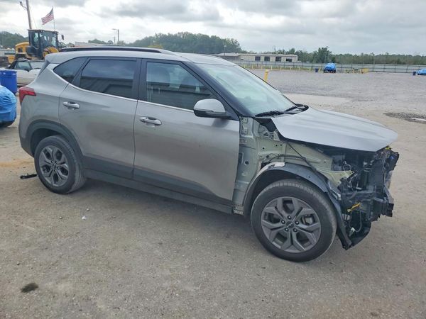 2024 KIA SELTOS S, X-Line