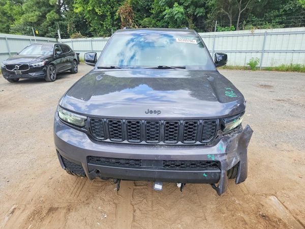 2024 JEEP GRAND CHEROKEE L LAREDO 4X4