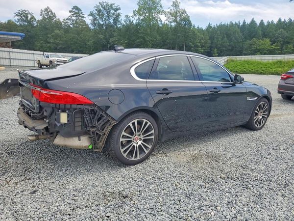 2020 JAGUAR XF Prestige