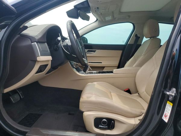 2020 JAGUAR XF Prestige