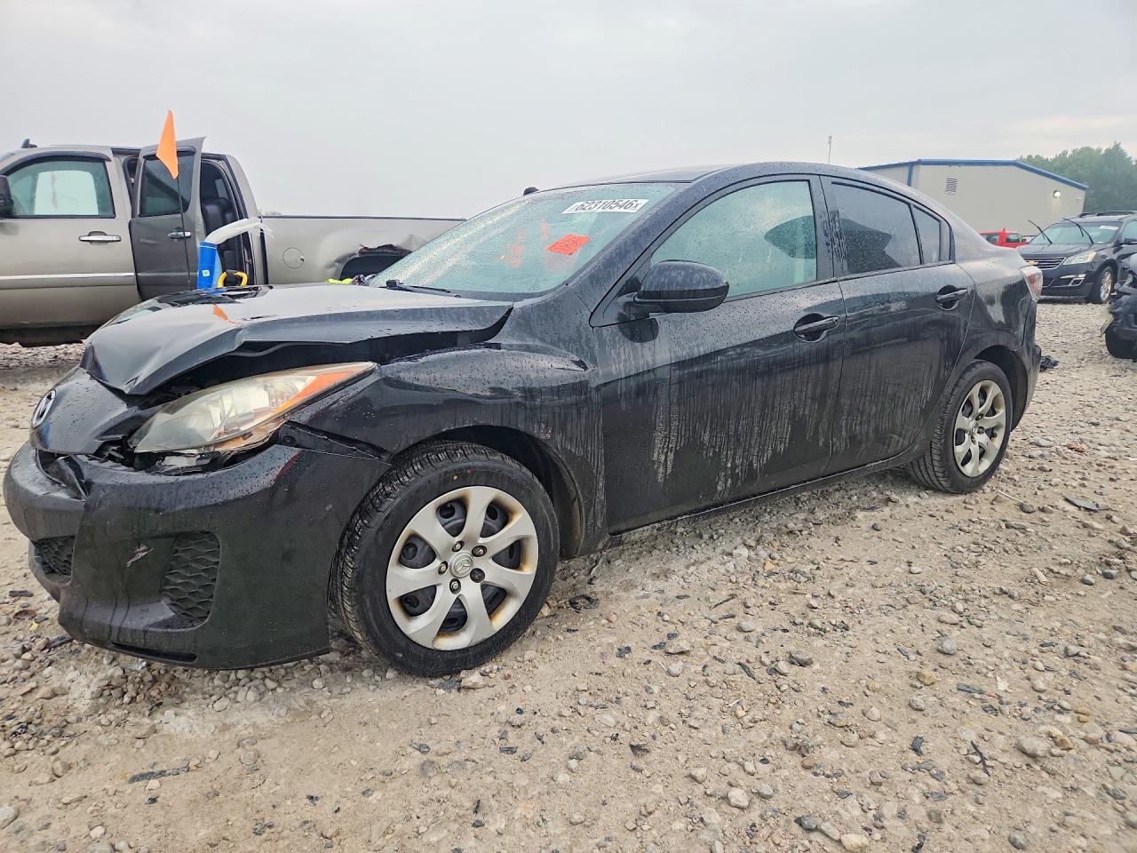 2013 MAZDA 3 SV/Base