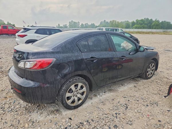 2013 MAZDA 3 SV/Base
